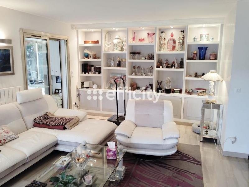 Appartement - 98 m² - 3 pièces