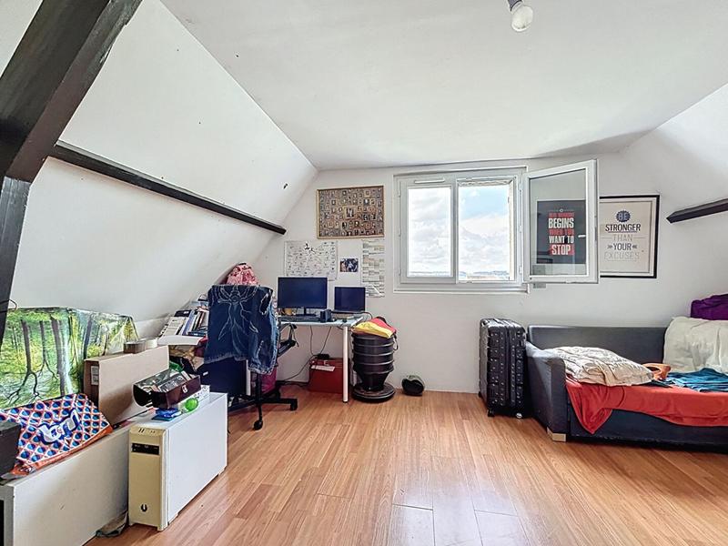 Maison - 162 m² - 7 pièces