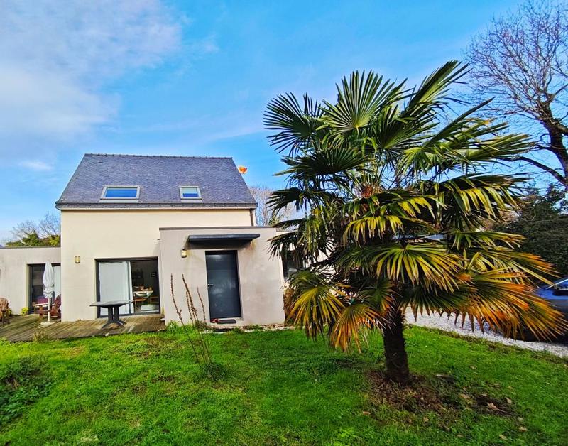 Maison - 97 m² - 4 pièces