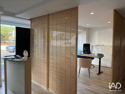 Local commercial - 64 m²