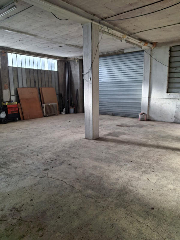 Local commercial - 292 m²