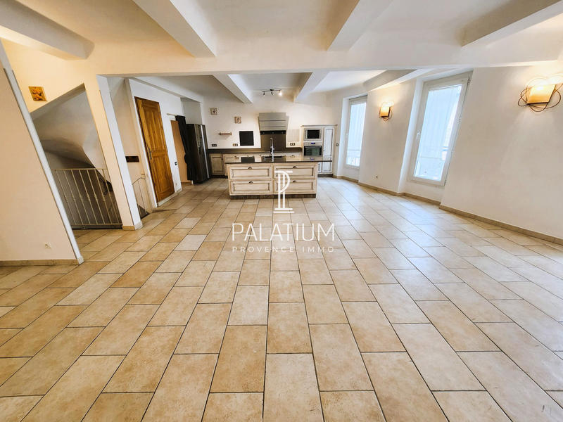 Duplex - 170 m² - 5 pièces