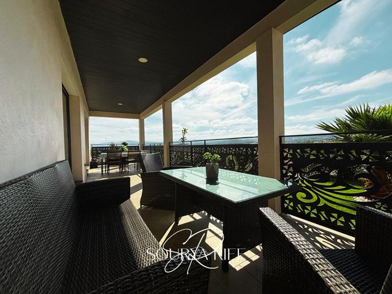 Maison - 165 m² - 7 pièces