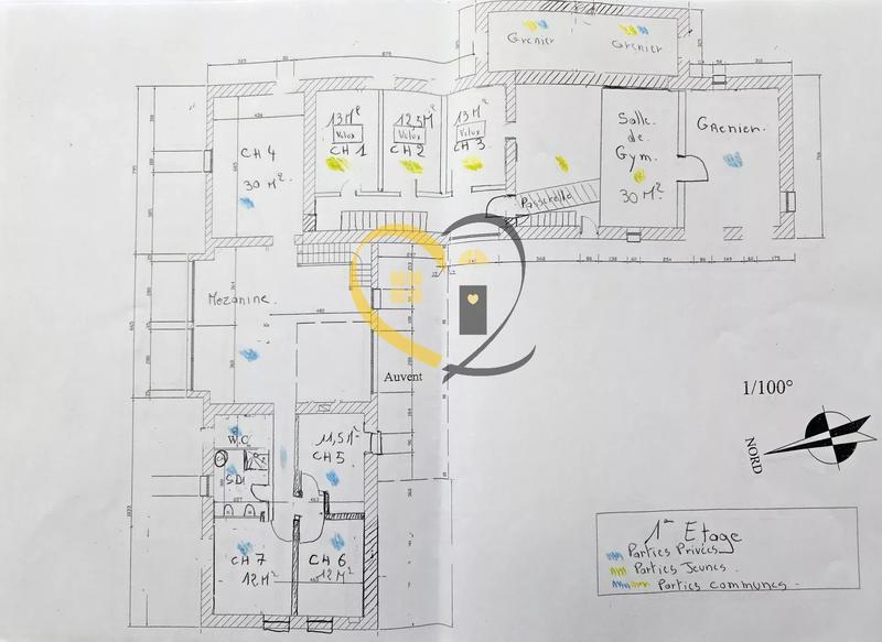 Propriété - 365 m² - 12 pièces