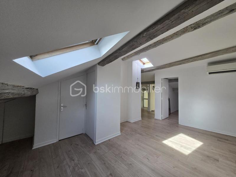 Immeuble - 180 m² - 8 pièces