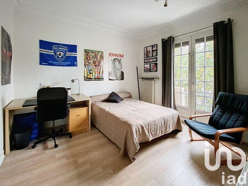 Maison - 146 m² - 6 pièces