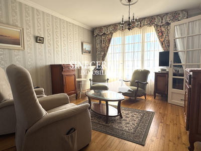 Maison - 130 m² - 7 pièces