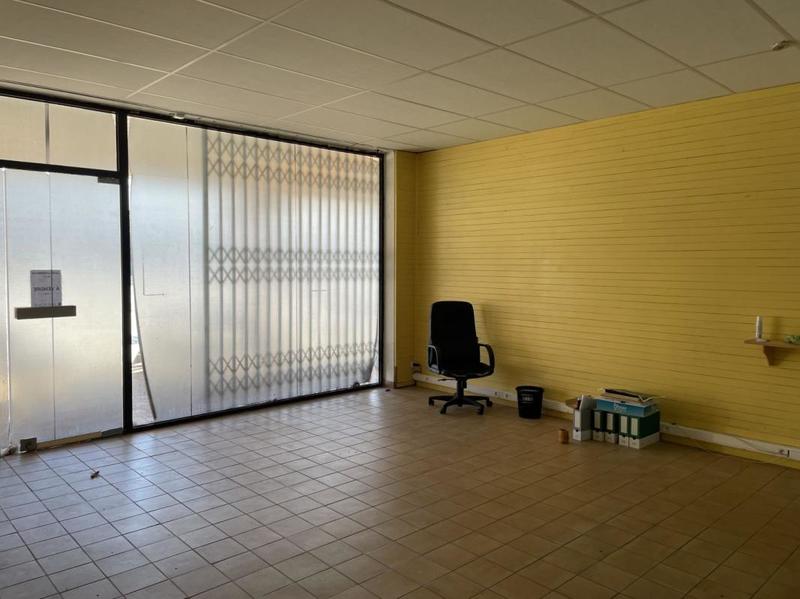 Bureau - 46 m² - 1 pièce