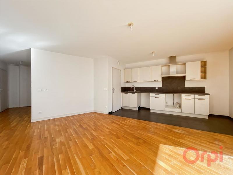 Appartement - 90 m² - 4 pièces