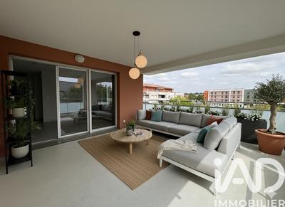 Appartement - 77 m² - 4 pièces