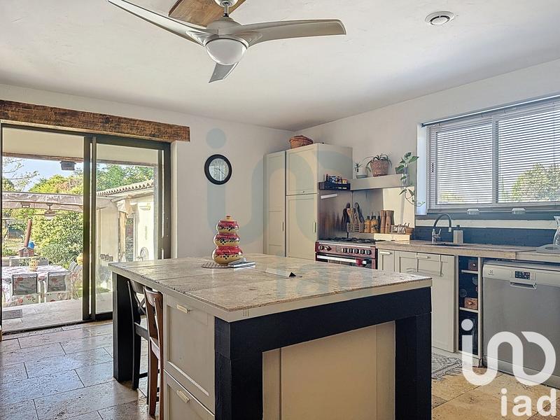 Maison - 250 m² - 10 pièces