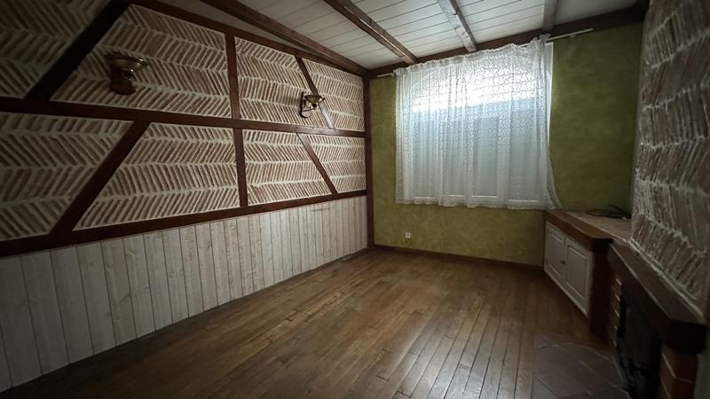 Maison - 284 m² - 11 pièces