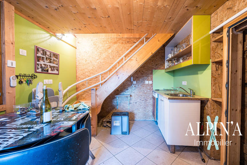 Maison - 99 m² - 2 pièces