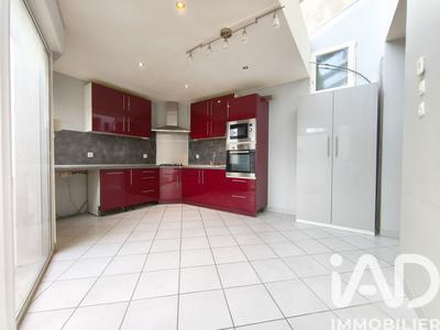 Maison - 83 m² - 5 pièces