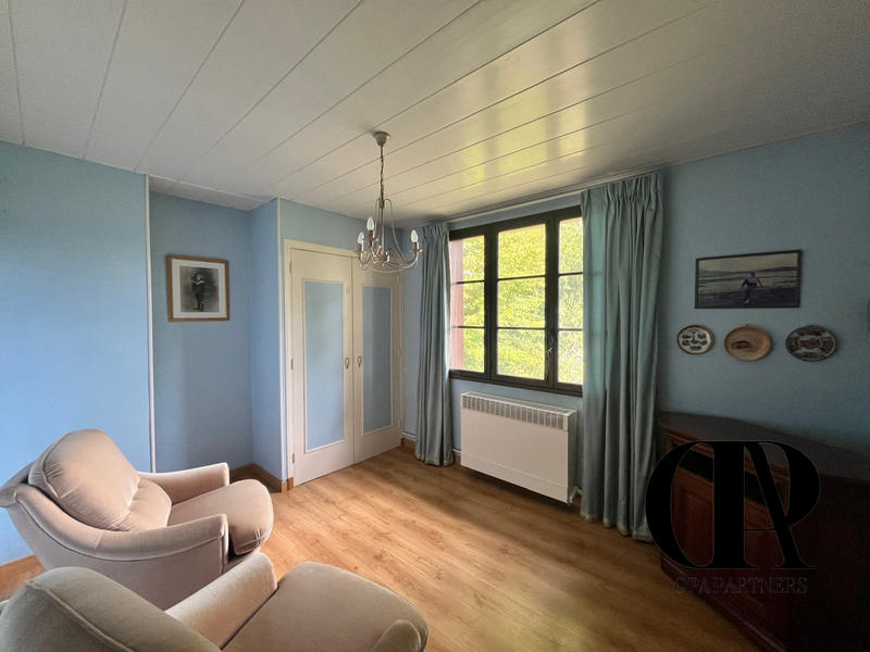 Maison contemporaine - 180 m² - 8 pièces