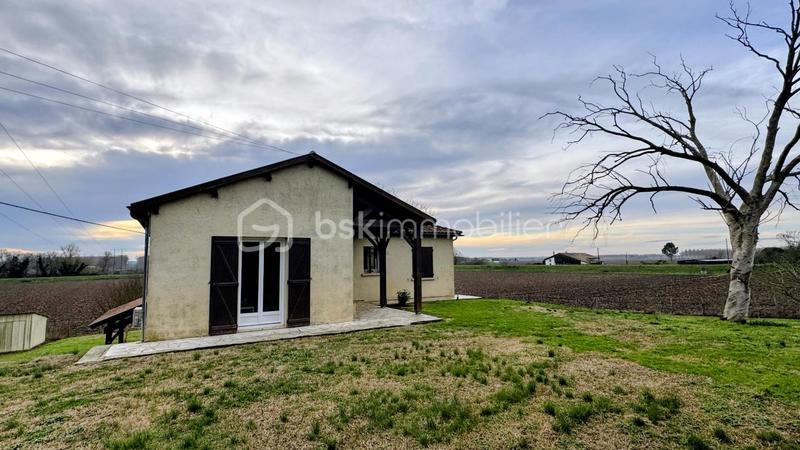 Maison - 96 m² - 4 pièces