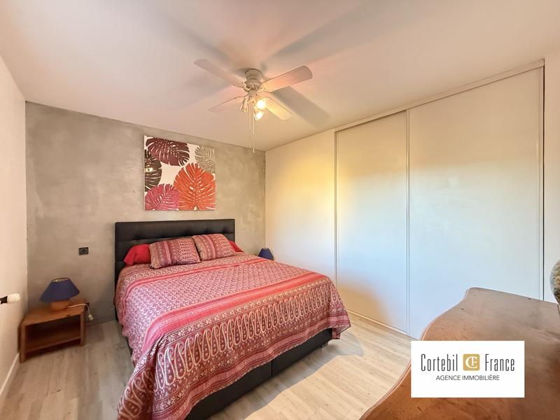 Villa - 214 m² - 7 pièces