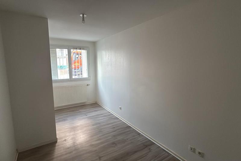 Appartement - 75 m² - 3 pièces