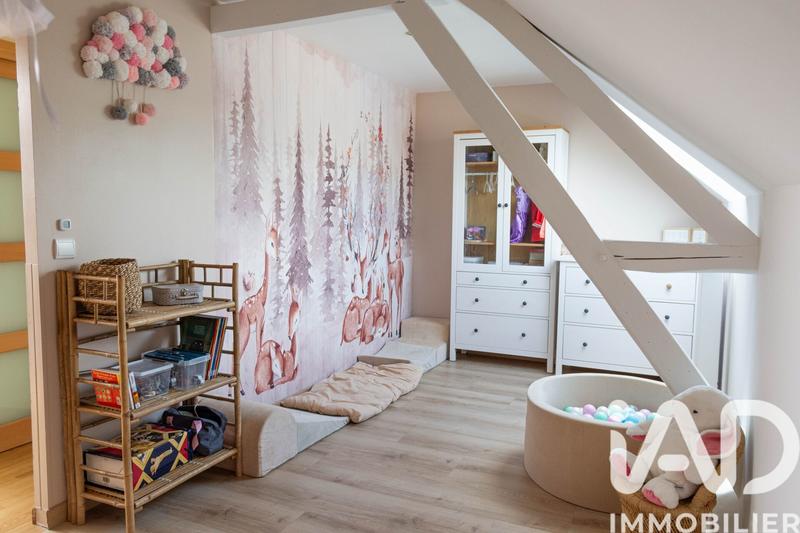 Maison - 174 m² - 7 pièces