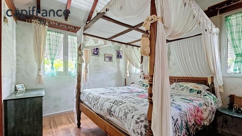 Villa - 197 m² - 9 pièces