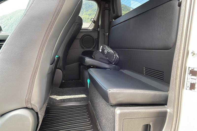 Toyota Hilux X-Tra d-4d 204 Bva Invinc