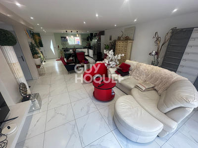 Maison - 97 m² - 3 pièces