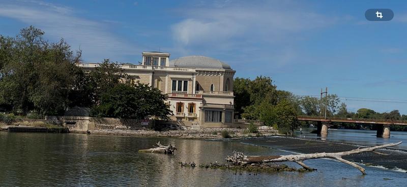 Local commercial - 350 m² - 15 pièces