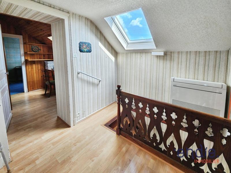 Maison - 160 m² - 5 pièces