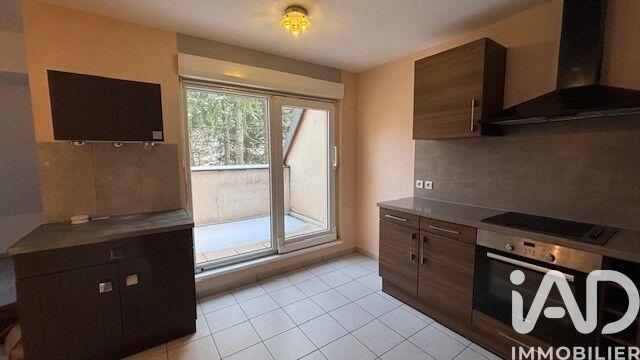 Appartement - 85 m² - 3 pièces