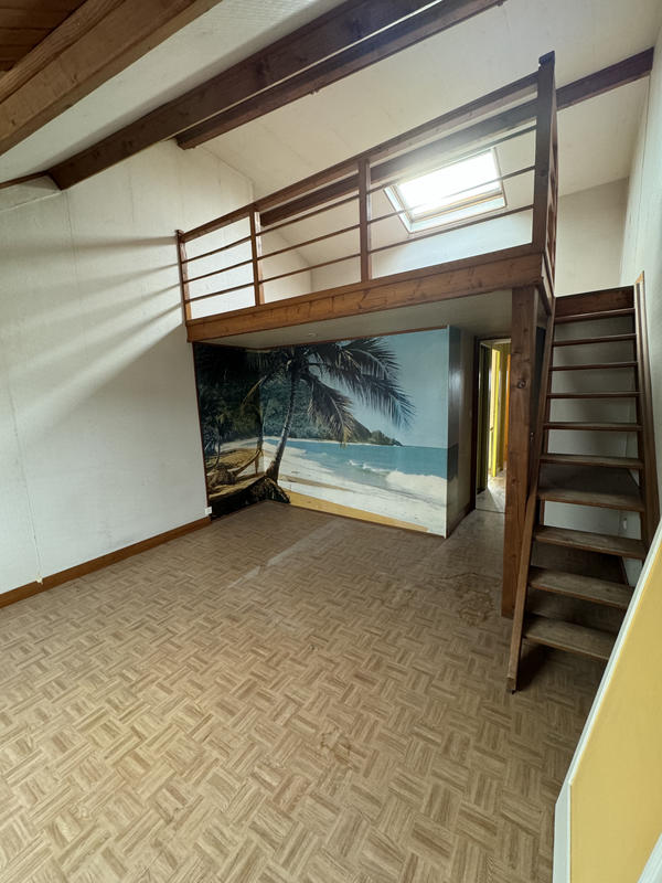 Duplex - 94 m² - 4 pièces