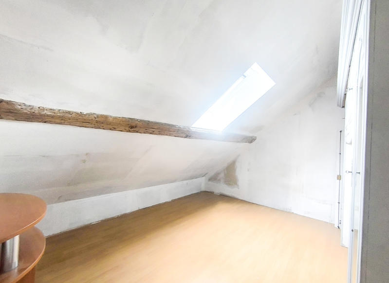 Maison - 171 m² - 9 pièces