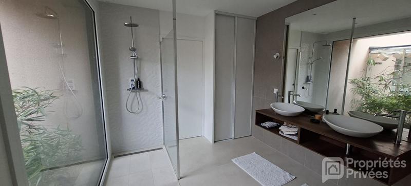 Maison - 155 m² - 5 pièces