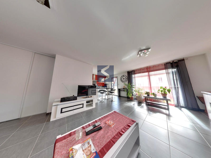 Appartement - 75 m² - 4 pièces