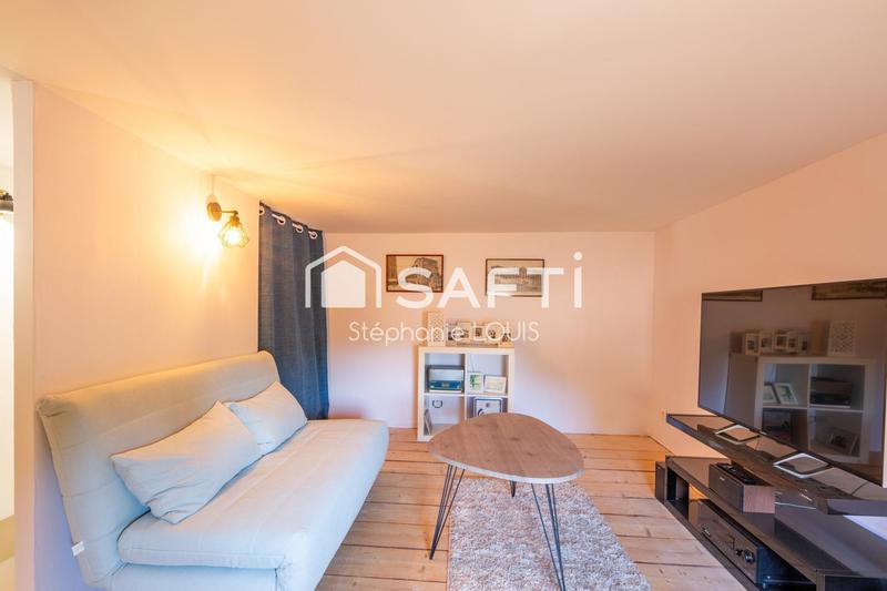 Maison - 220 m² - 8 pièces