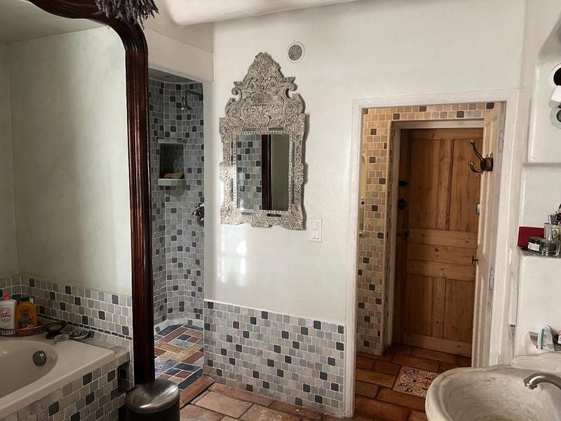 Maison - 260 m² - 7 pièces