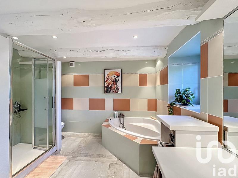 Maison - 350 m² - 7 pièces