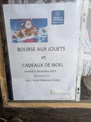 Braderie de jouets et cadeaux de noël