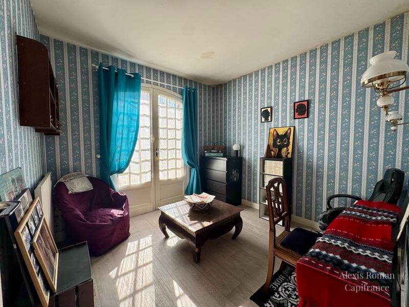 Maison - 187 m² - 8 pièces