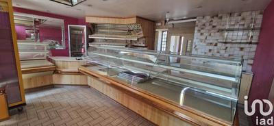 Maison - 110 m² - 9 pièces