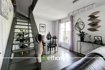 Maison - 84 m² - 4 pièces