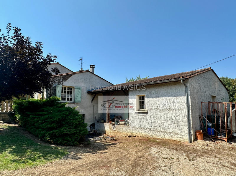 Maison - 219 m² - 13 pièces