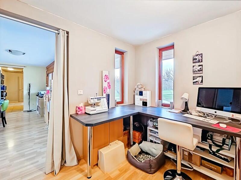 Maison - 230 m² - 5 pièces