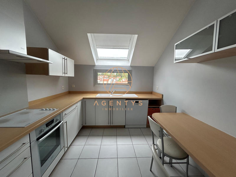 Appartement - 130 m² - 7 pièces