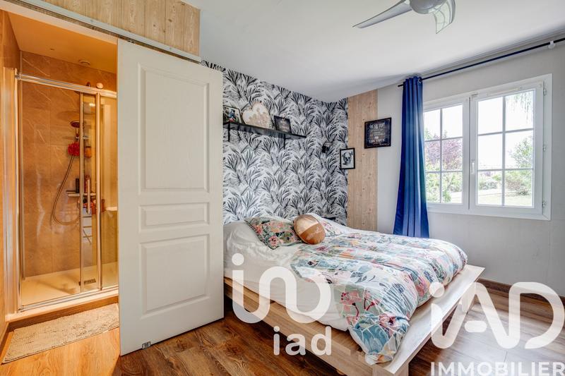 Maison - 200 m² - 9 pièces