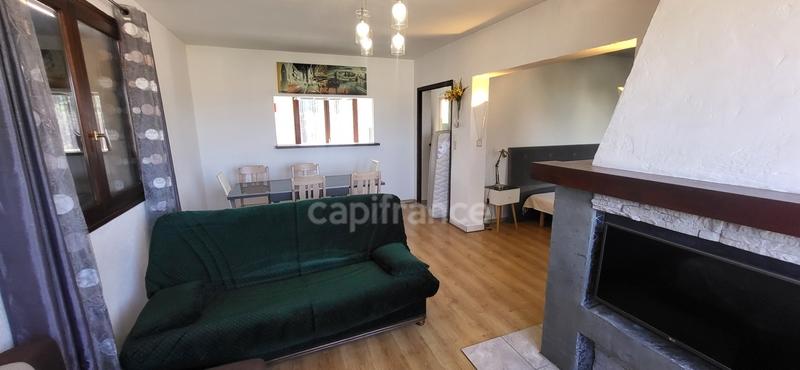 Maison - 170 m² - 8 pièces