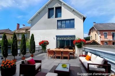 Loft - 173 m² - 4 pièces