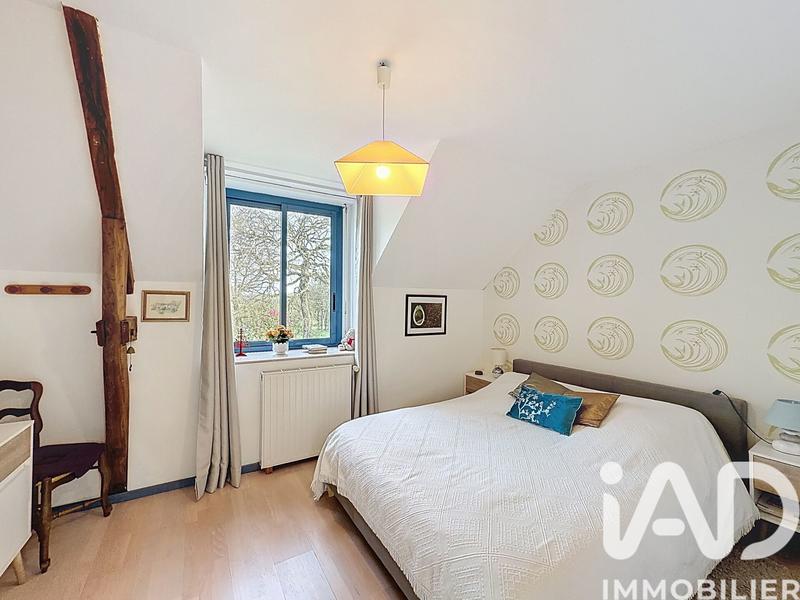 Maison - 270 m² - 9 pièces