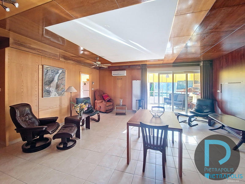 Appartement - 122 m² - 5 pièces