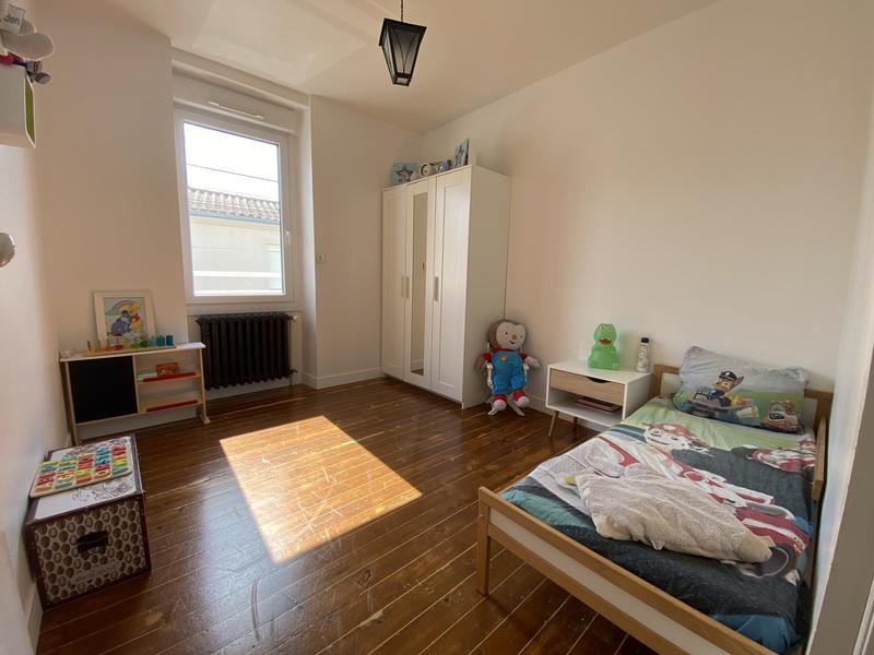 Local commercial - 130 m² - 7 pièces