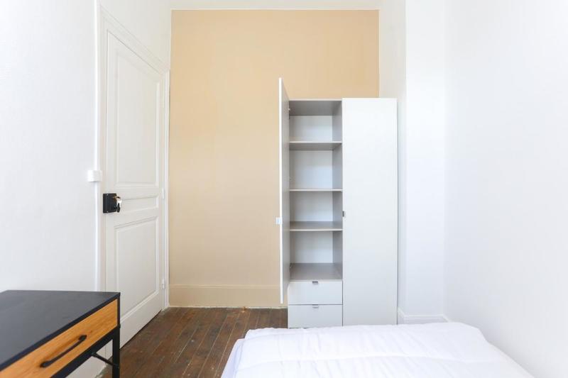 Chambre - 9 m² - 1 pièce